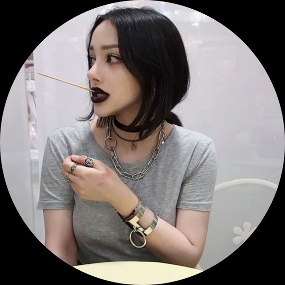 Meet your Posher, Rivi - Picture 1 of 1